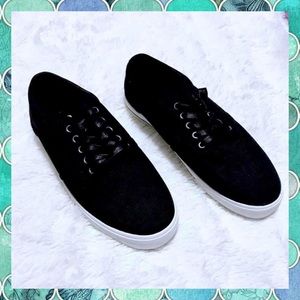 Amplify Men’s Black Canvas Low Top Sneakers Size 10